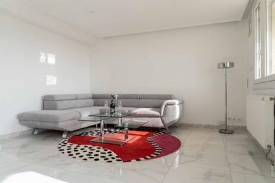 Appartement - 79 m² - 4 pièces