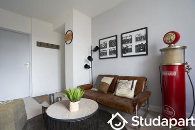 Chambre - 9 m² - 1 pièce