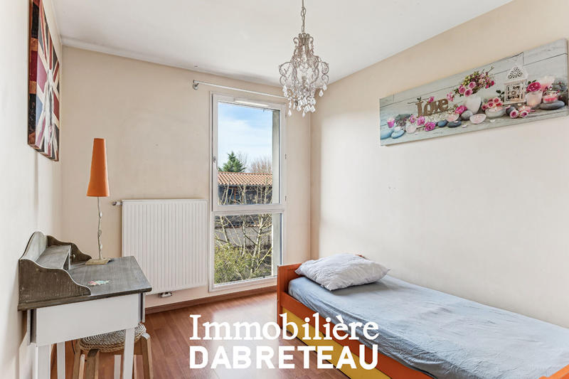 Appartement - 90 m² - 3 pièces