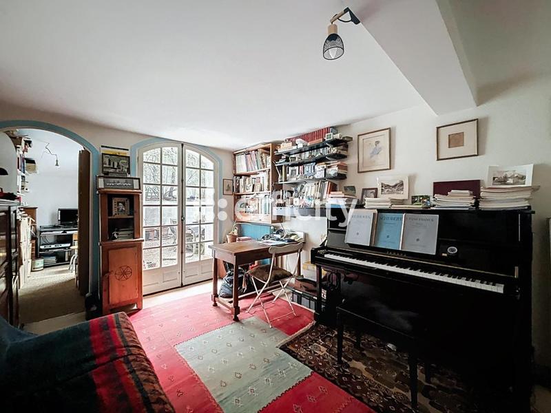 Maison - 144 m² - 5 pièces