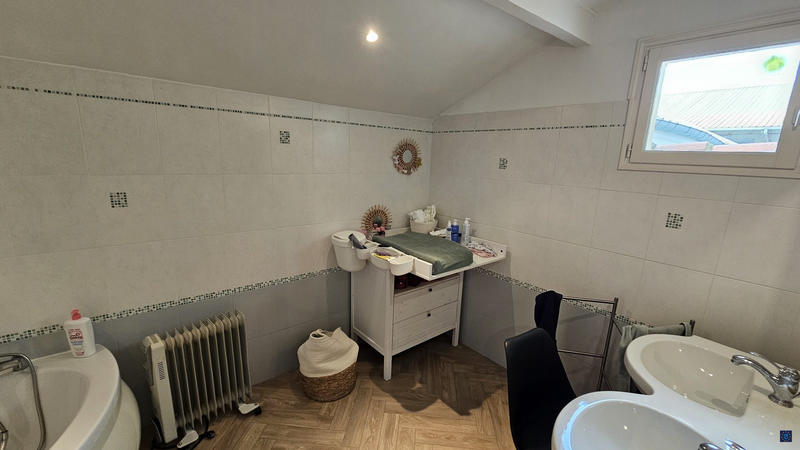 Maison - 112 m² - 4 pièces