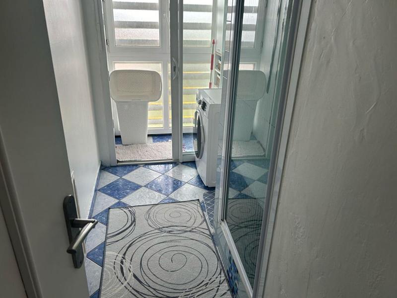 Appartement - 90 m² - 4 pièces