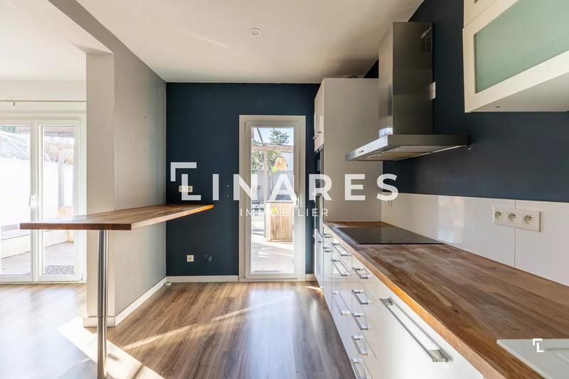 Maison - 92 m² - 4 pièces