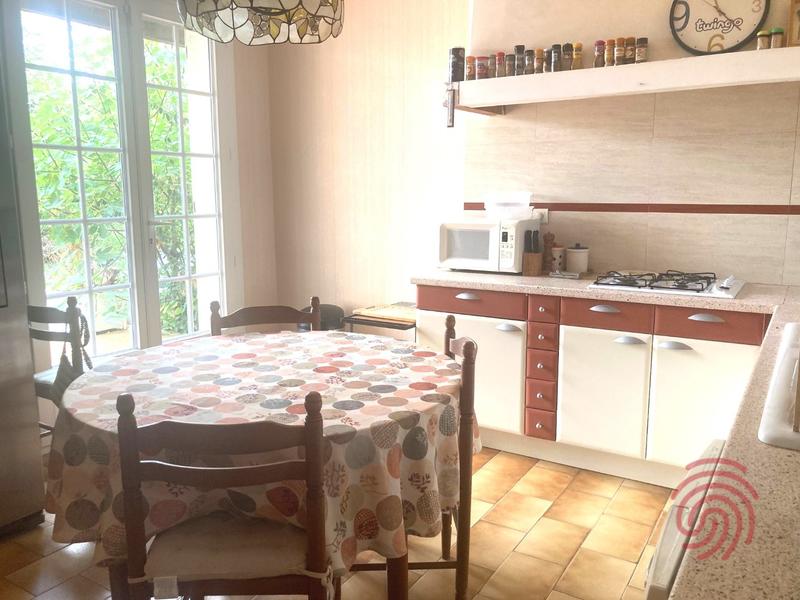 Maison bourgeoise - 180 m² - 6 pièces