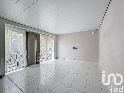 Appartement - 99 m² - 5 pièces