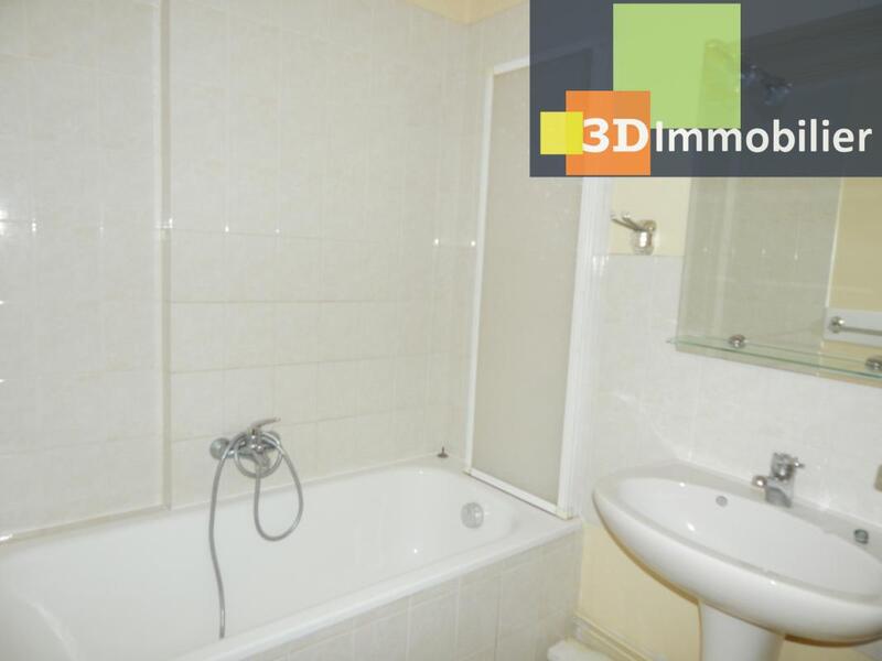 Maison - 1 670 m² - 9 pièces