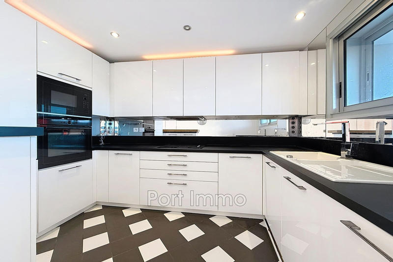 Appartement - 74 m² - 3 pièces