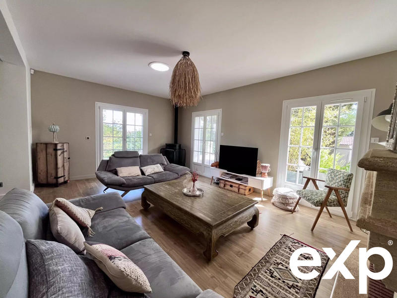 Maison - 170 m² - 5 pièces