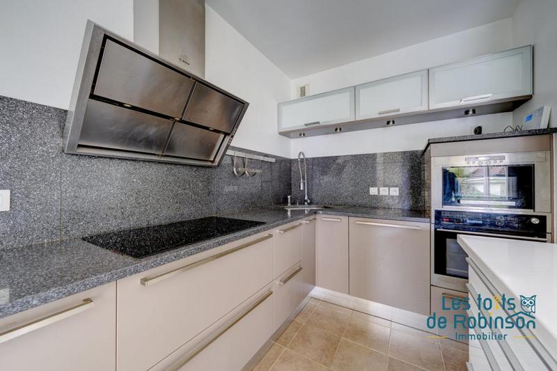 Appartement - 85 m² - 4 pièces