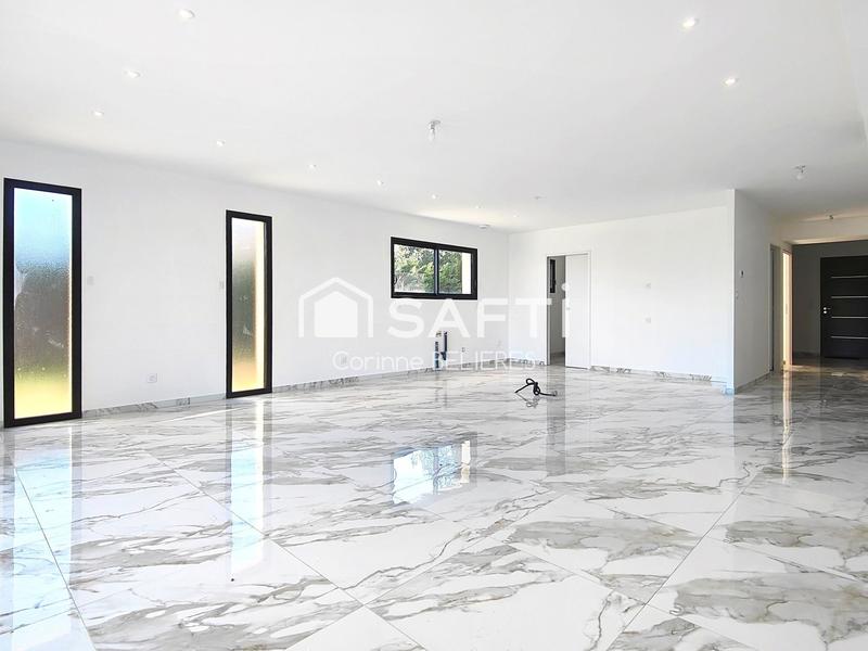 Maison - 150 m² - 5 pièces