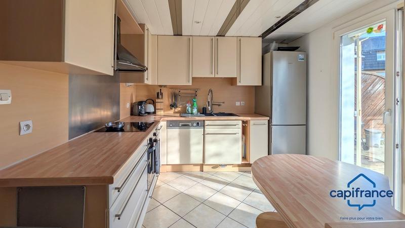 Maison - 92 m² - 4 pièces