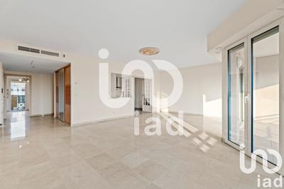 Appartement - 108 m² - 4 pièces