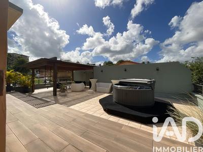 Appartement - 93 m² - 4 pièces