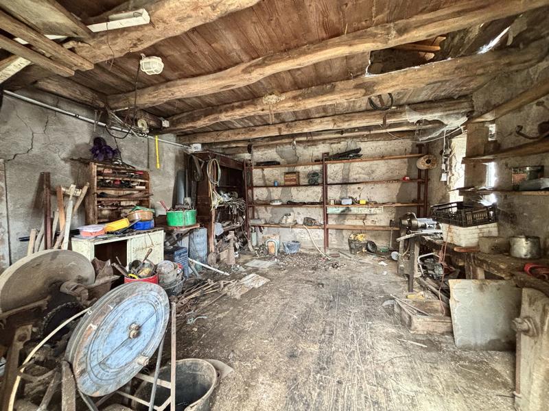 Maison ancienne - 300 m² - 6 pièces