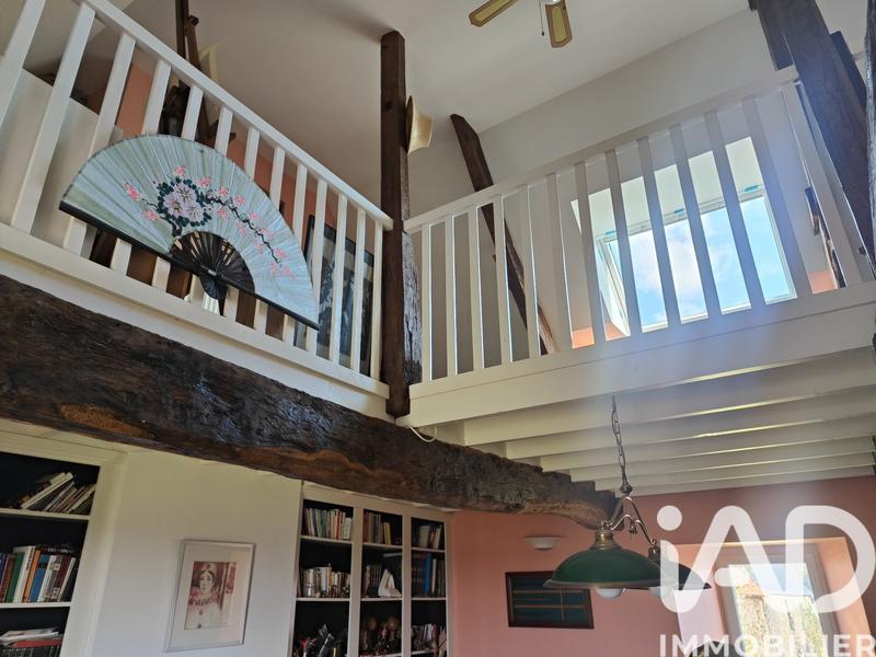 Maison - 180 m² - 7 pièces