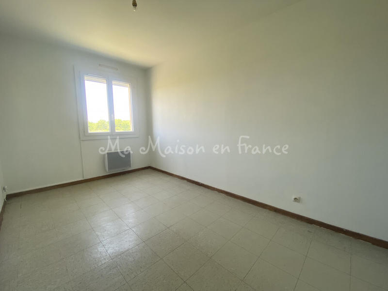 Maison - 92 m² - 6 pièces