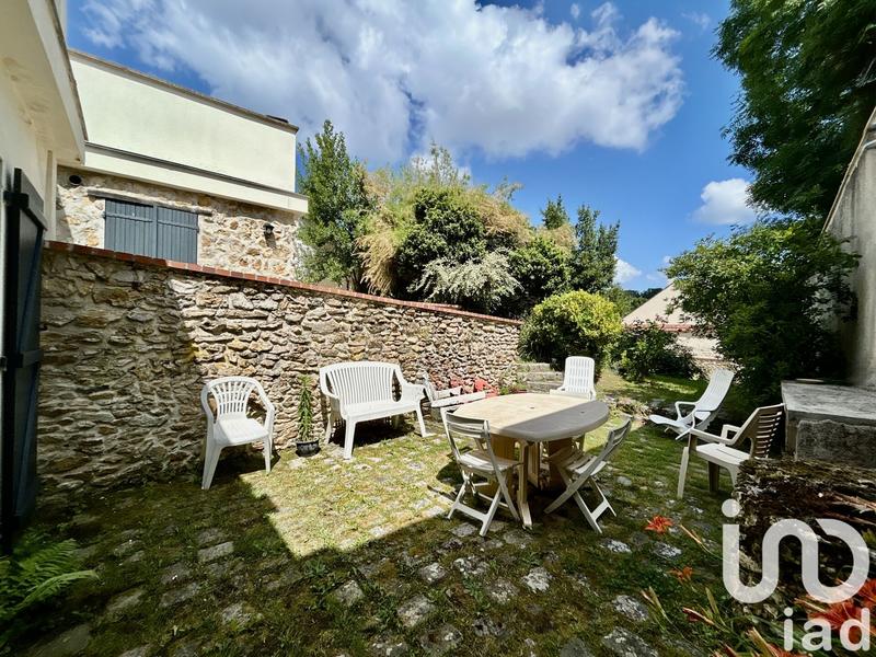 Maison - 229 m² - 9 pièces