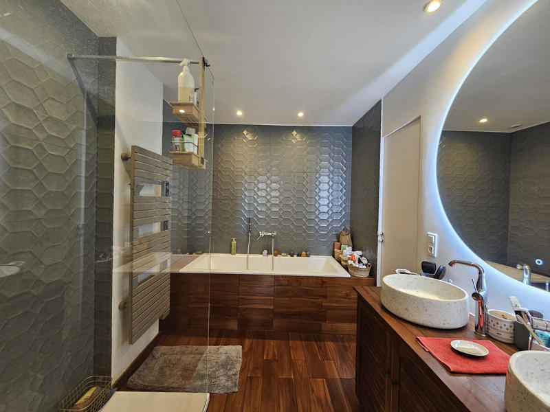 Appartement - 86 m² - 3 pièces