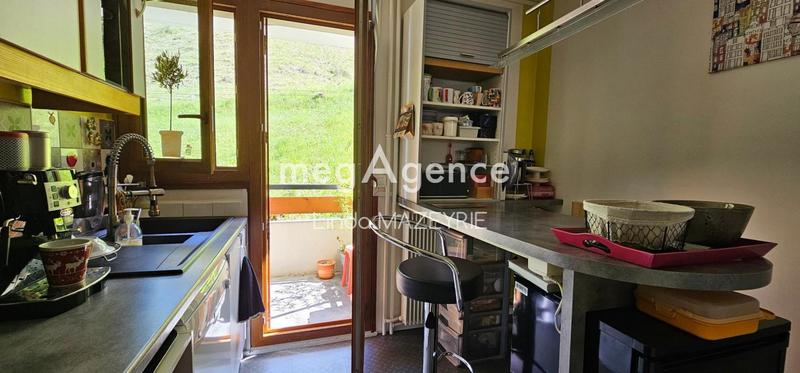 Appartement - 94 m² - 5 pièces