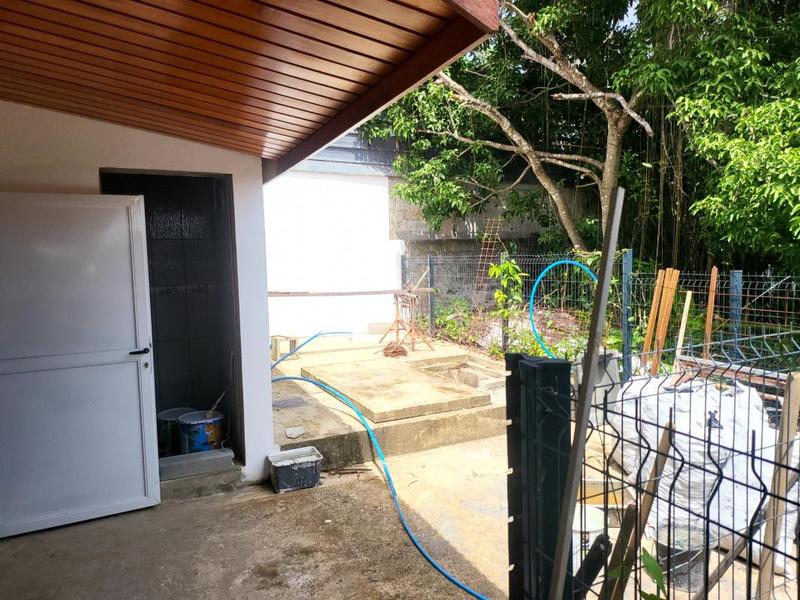 Local commercial - 200 m²