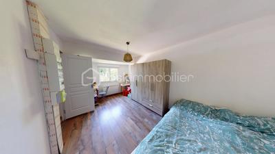 Maison traditionnelle - 114 m² - 5 pièces