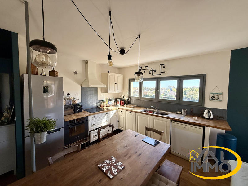 Appartement - 84 m² - 4 pièces