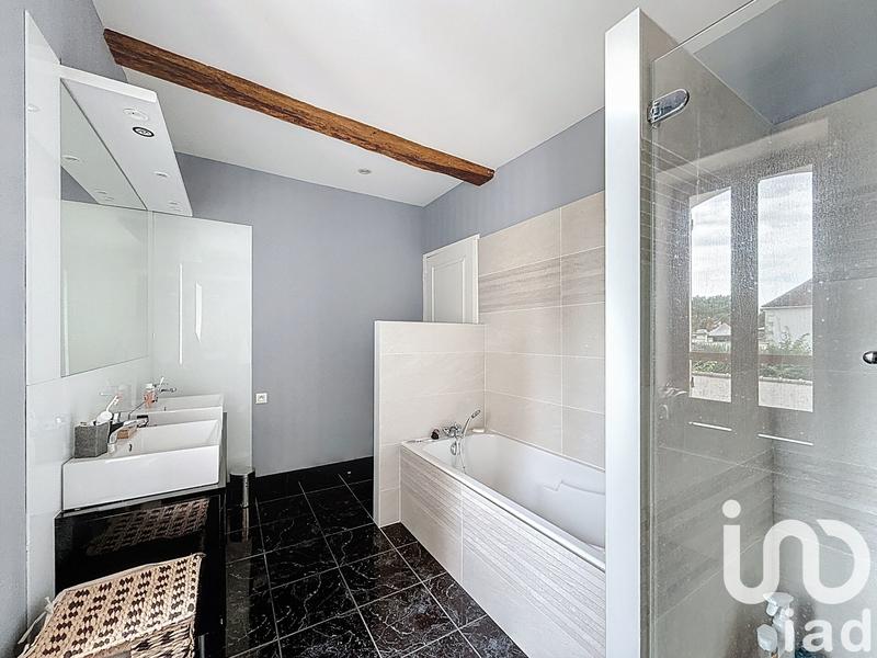 Maison de village - 120 m² - 5 pièces