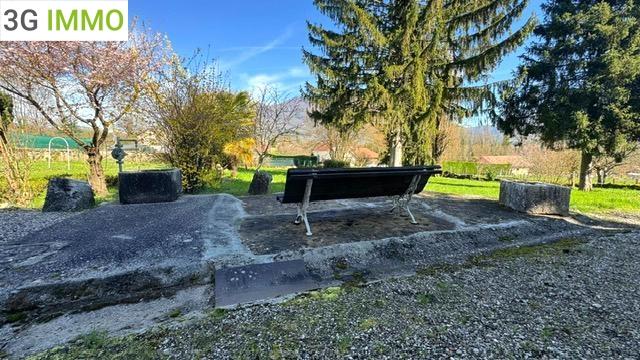 Demeure - 190 m² - 10 pièces