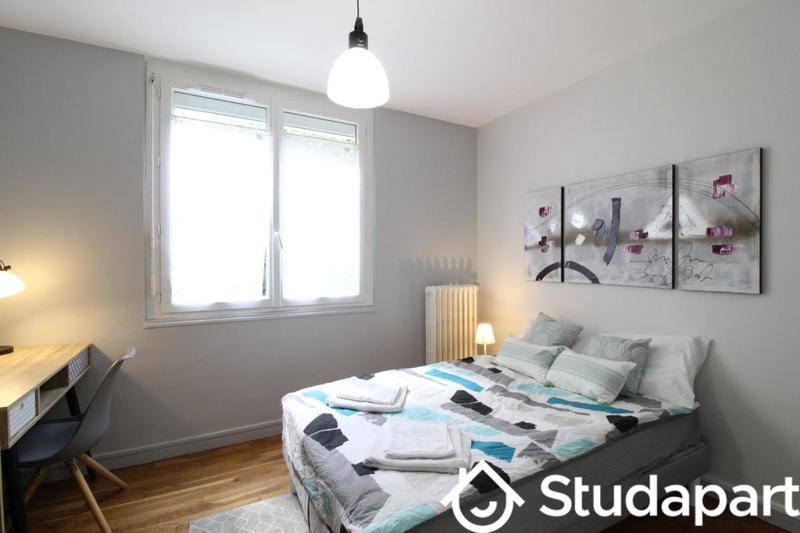 Chambre - 9 m² - 1 pièce