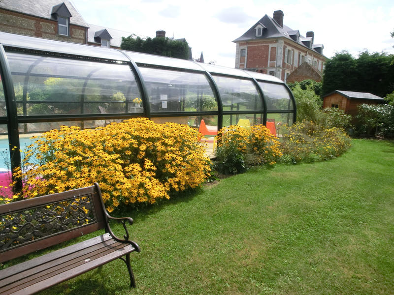 Maison - 327 m² - 12 pièces