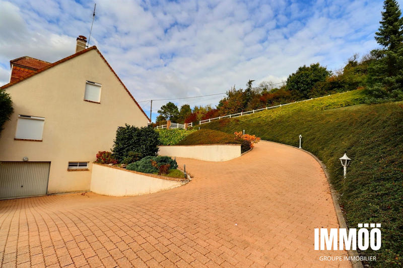 Maison - 178 m² - 6 pièces