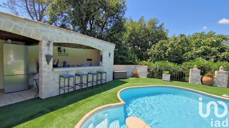 Maison - 217 m² - 7 pièces