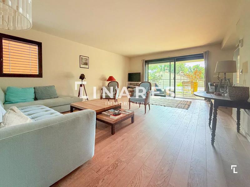 Appartement - 105 m² - 3 pièces