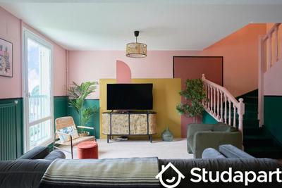 Chambre - 11 m² - 1 pièce