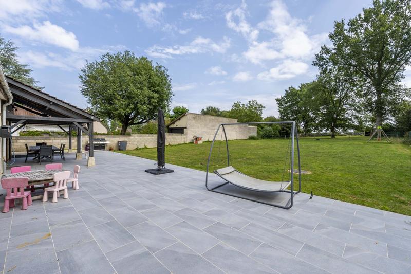 Maison - 165 m² - 7 pièces