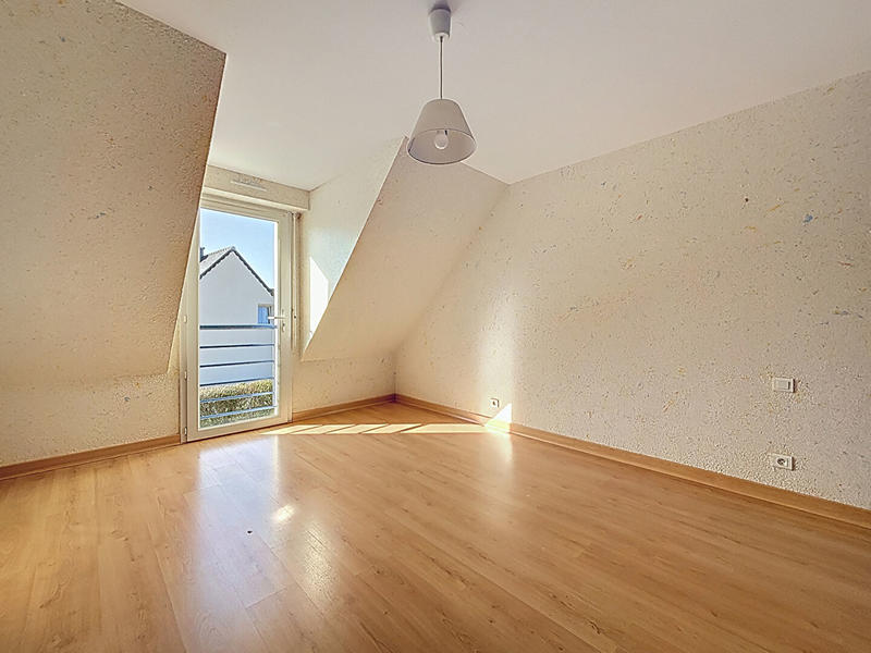 Maison - 175 m² - 8 pièces