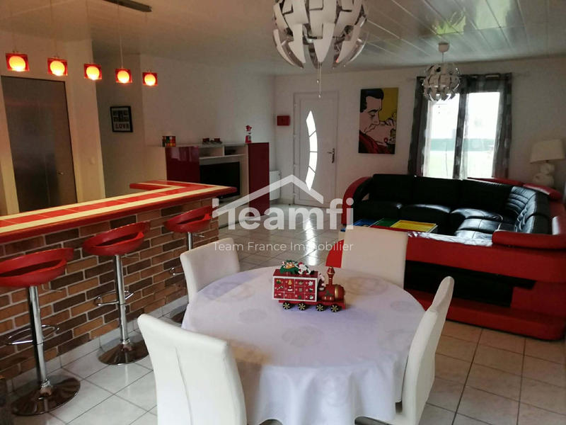 Maison - 81 m² - 4 pièces