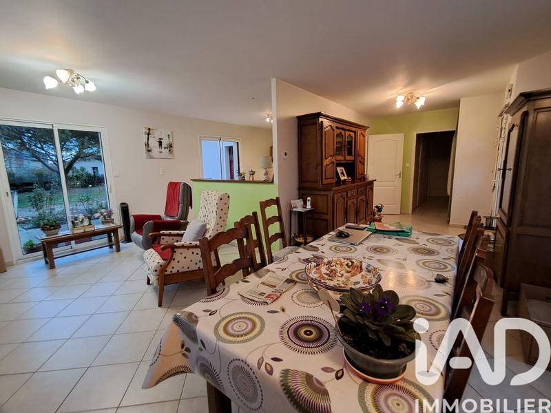 Maison - 93 m² - 5 pièces