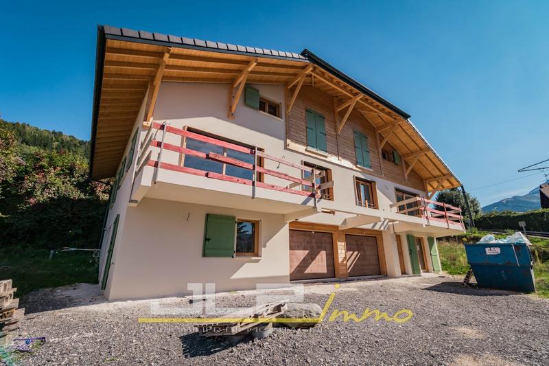 Maison - 161 m² - 6 pièces