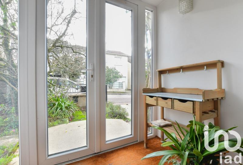 Maison - 211 m² - 10 pièces