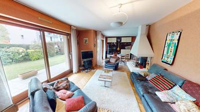 Maison - 167 m² - 5 pièces