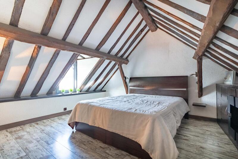 Villa - 205 m² - 6 pièces