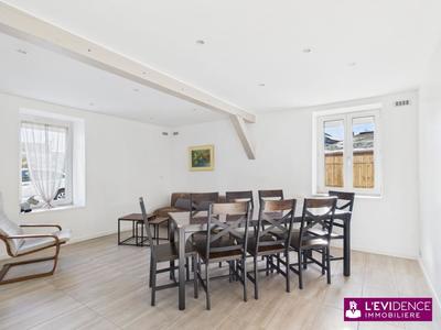 Maison - 150 m² - 9 pièces