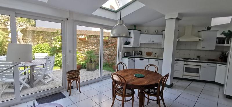 Maison - 139 m² - 6 pièces