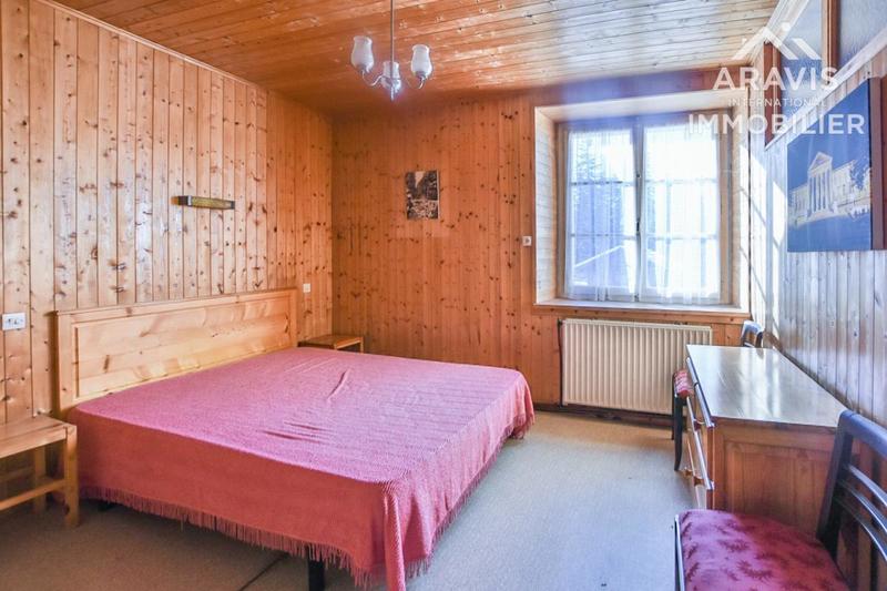 Maison - 398 m² - 13 pièces