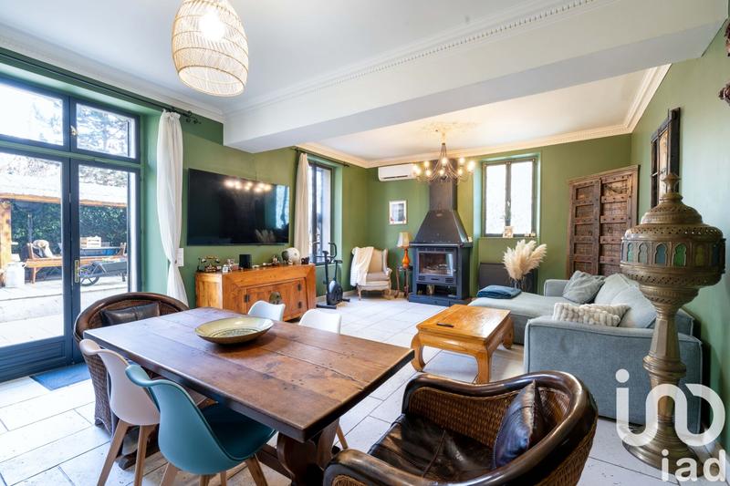 Maison - 225 m² - 6 pièces