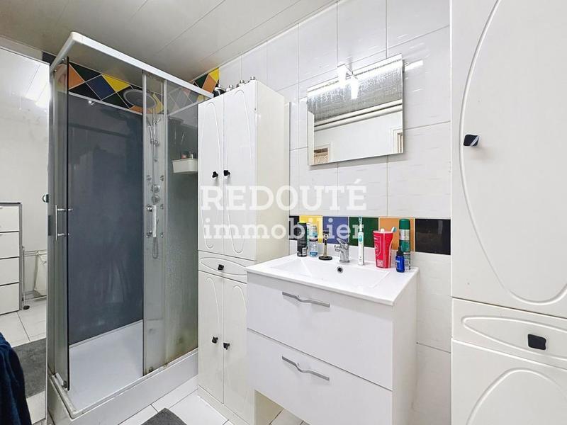 Maison - 199 m² - 7 pièces