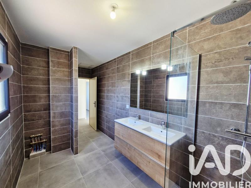 Maison - 142 m² - 5 pièces