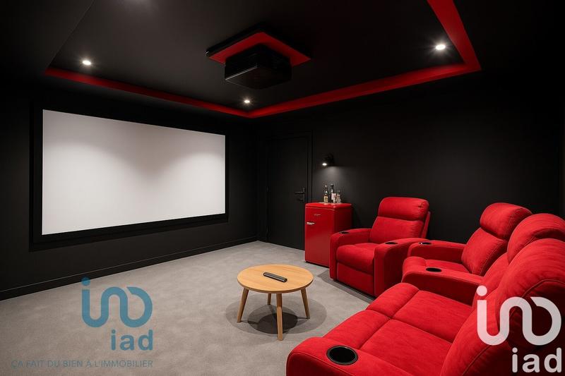 Maison - 197 m² - 9 pièces