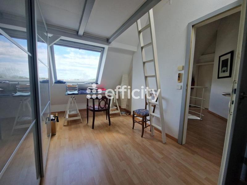 Appartement - 98 m² - 5 pièces